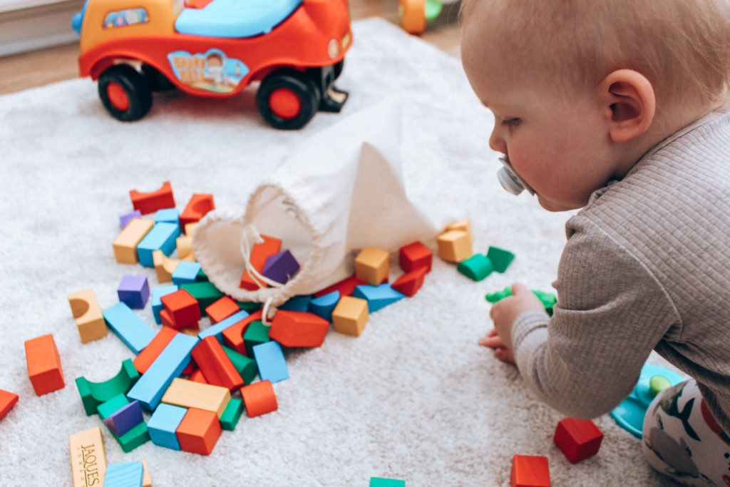 aidan playing with blocks