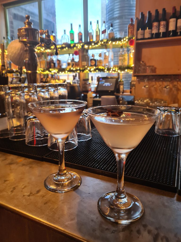 jet2 cocktail making class