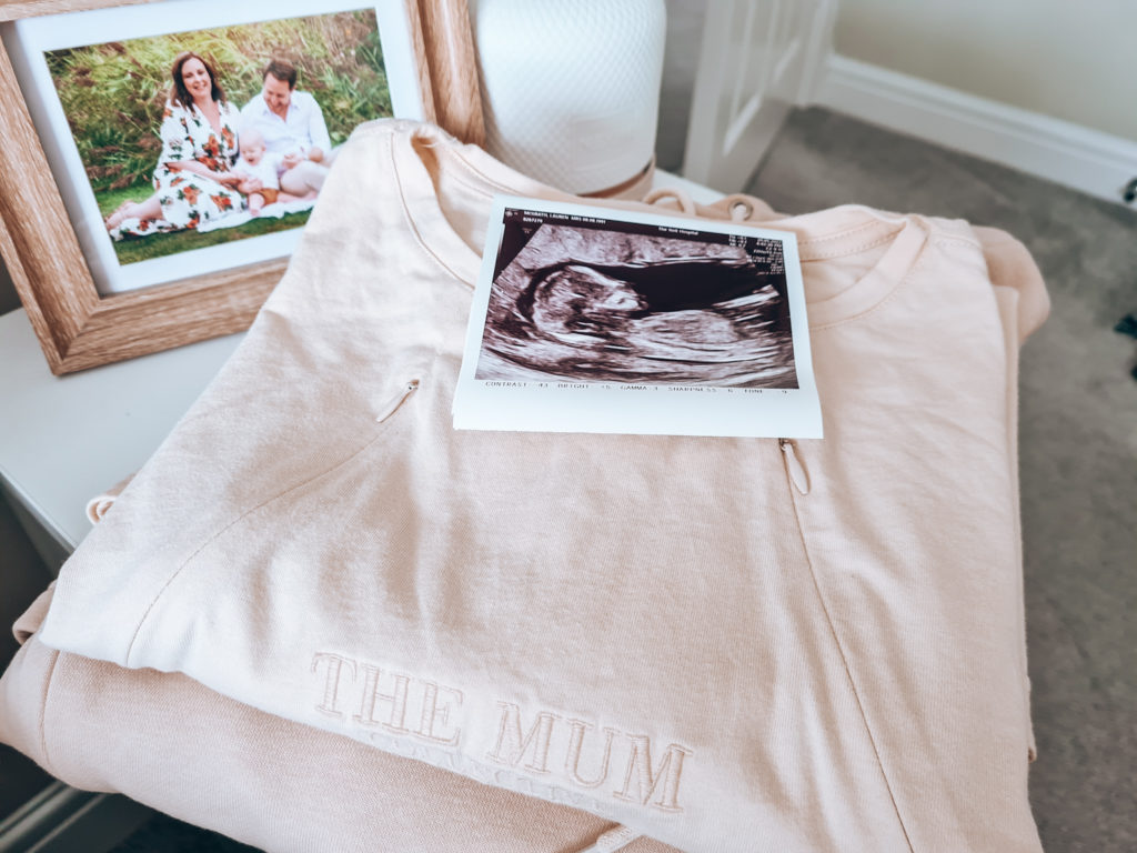 maternity clothes