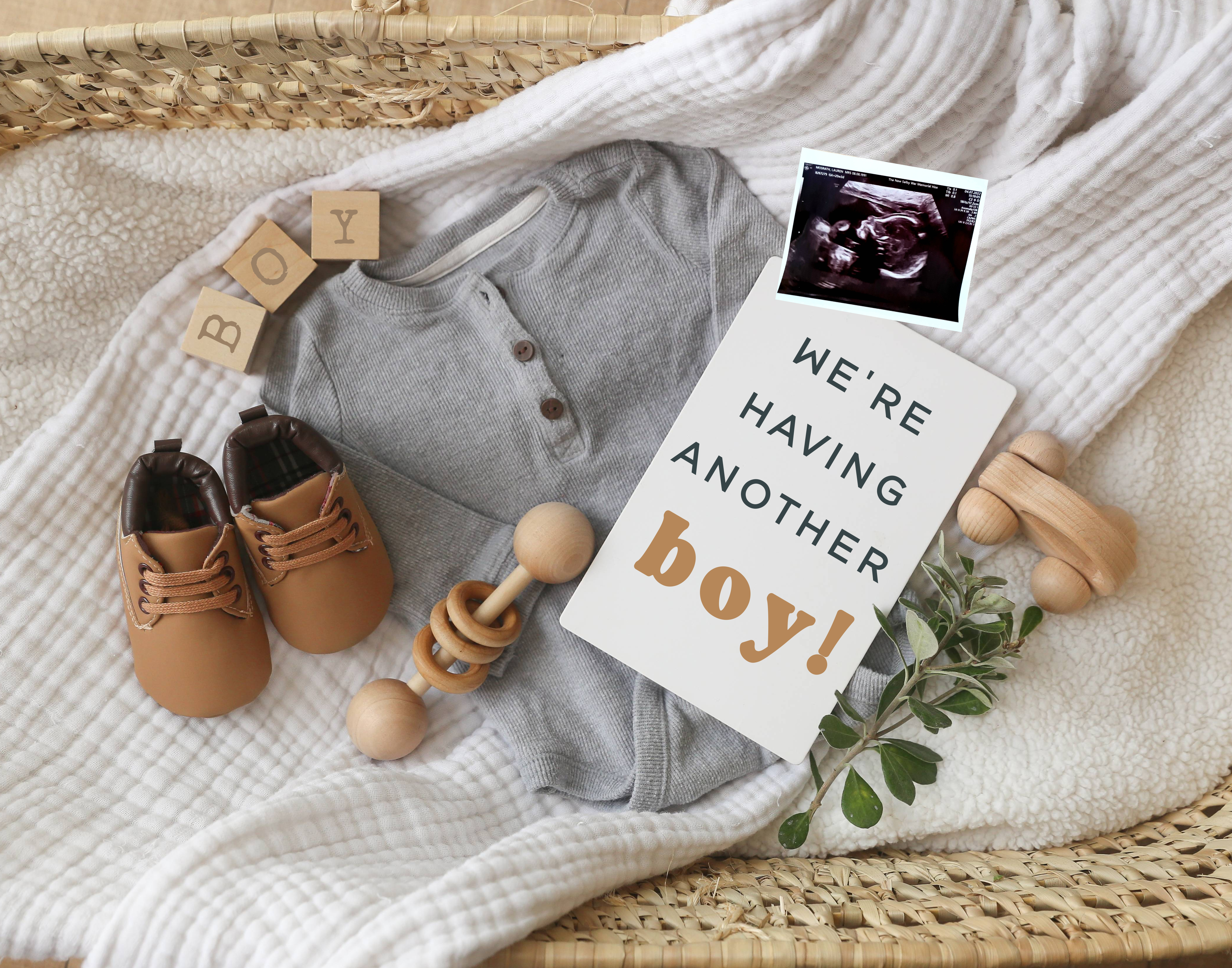 gender reveal + 20 week scan