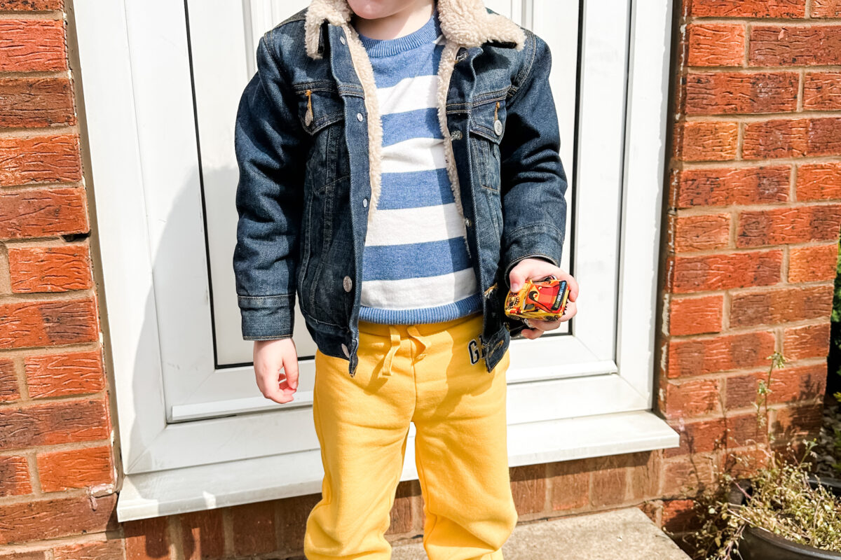 kid's shoes